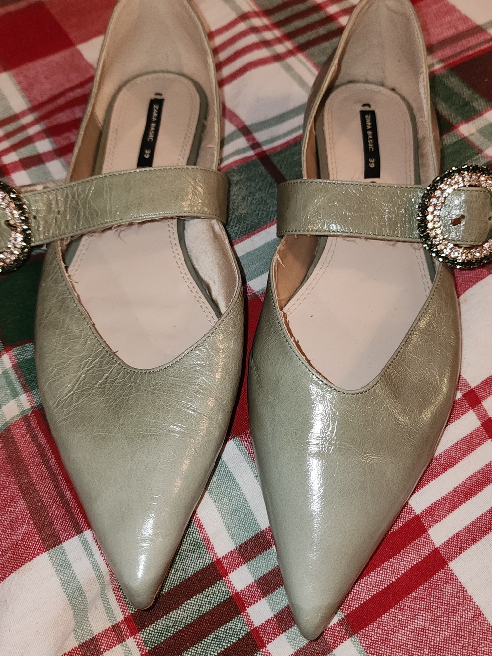 Women's Pointed Toe Mary Jane Flats in Light Sage Zara Rhinestone Buckle Sz 8.5